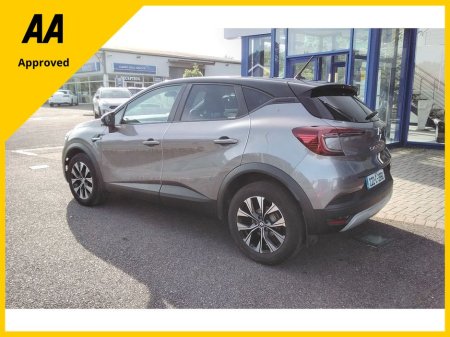 2022 Renault Captur Limited Naeb TCE 90 5DR €22,995
