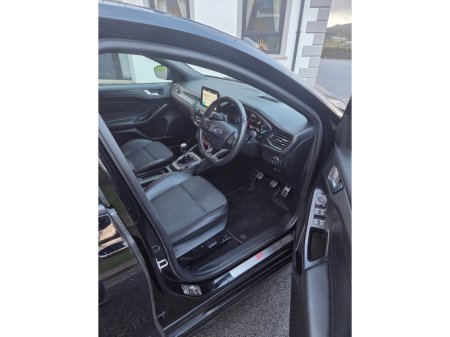 2019 Ford Focus 1.5 TDCi 120PS ST-Line Powershift €18,950 thumbnail