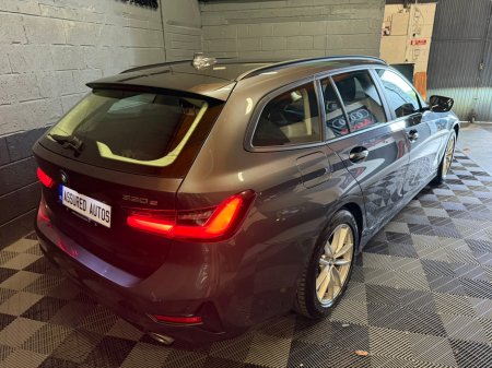 2021 BMW 3 Series 330e SE Pro Auto €21,900