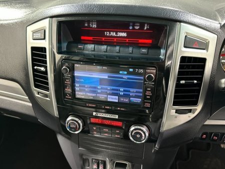 2017 Mitsubishi Pajero 3.2 DiD LWB 2 Seater N1 Commercial €27,500 thumbnail