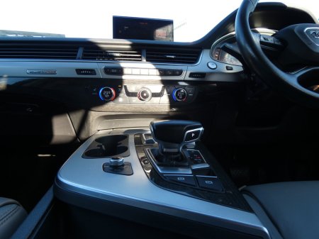 2017 Audi Q7 3.0TDI 272 quattro Tiptronic SE Business €26,980 thumbnail