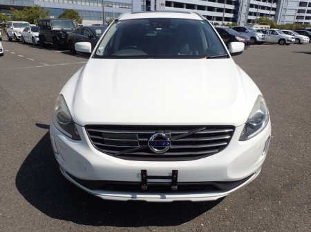 2017 Volvo XC60 2.0 D4 DIESEL SE LUXURY PREMIUM AUTO **PAN ROOF** // TOP SPEC // FULL ELECTRIC HEATED LEATHER // CRUISE CONTROL // ELECTRIC TAILGATE // REVERSING CAMERA // LANE ASSIST €24,950 thumbnail