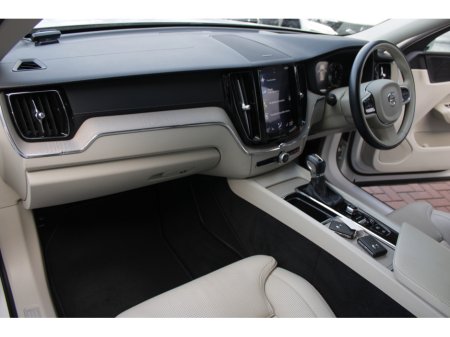 2020 Volvo XC60 2.0D4 INSCRIPTION 5DR ESTATE AUTO // 1 OWNER CAR // AS NEW CONDITION THROUGHOUT // BUY WITH CONFIDENCE AA AND SIMI APPROVED DEALER 2025 // FINANCE ARRANGED // €35,950 thumbnail