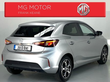2025 MG MG3 EX-DEMO MG 3 EXCLUSIVE HEV **HALF BLACK LEATHER INTERIOR**ADAPTIVE CRUSIE CONTROL**REAR PARKING SENSORS**360 DEGREE CAMERA**BLIND SPOT DETECTION**ANDROID AUTO/APPLE CARPLAY**FINANCE ARRANGED** €26,345