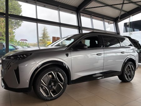 2025 Peugeot 5008 BEV 73kwh 210hp GT €56,995