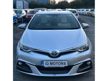 2017 Toyota Auris 1.8 Automatic petrol hybrid (8685) €16,595