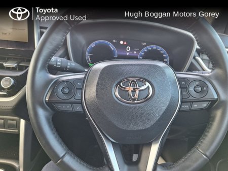 2024 Toyota Corolla Cross CROSS 1.8 LUNA €37,950 thumbnail