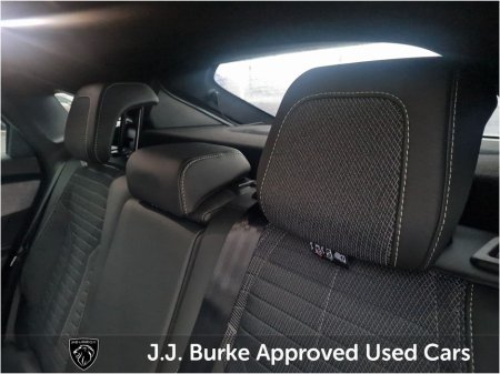 2026 Peugeot 3008  thumbnail