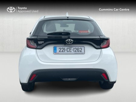 2022 Toyota Yaris 1.0 LUNA 5DR H/B €18,800