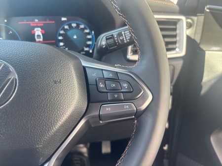 2025 Volkswagen Amarok  €60,810 thumbnail