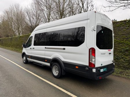 2022 Ford Transit 460 17 Seater €44,900