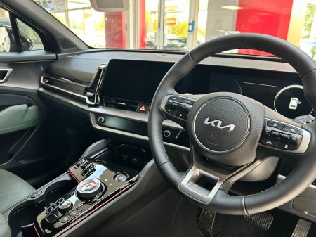 2026 Kia Sportage HEV Automatic €48,595