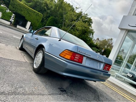 1991 Mercedes-Benz SL Class *TINY MILAGE* 300-24V AUTO 2DR €27,900 thumbnail
