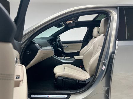 2021 BMW 3 Series 330E M SPORT PRO ED XDRIVE *SUNROOF* €29,990 thumbnail