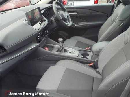 2025 Nissan Qashqai 1.3 PET MILD HYBRID SV PREMIUM €38,950