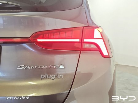 2023 Hyundai Santa Fe 1.6 PHEV 4WD Executive Plus Auto 7Seats €44,475 thumbnail