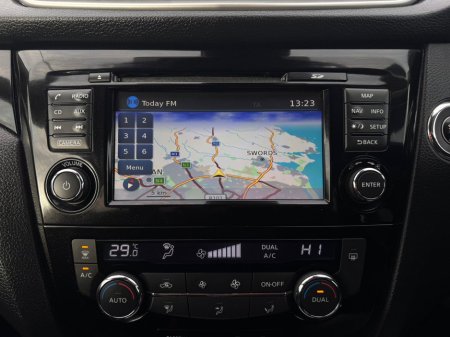 2015 Nissan Qashqai 1.5 DCI 110PS 5DR N-TEC+ €10,800 thumbnail