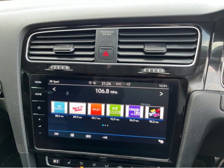 2020 Volkswagen Golf HIGHLINE MEISTER AUTOMATIC 1.4 PETROL //ONLY 7576 MILES//MASSIVE SPEC//DYNAUDIO SOUND SYSTEM//HEATED LEATHER SEATS//ELECTRIC DRIVERS SEAT//KEYLESS ENTRY// €24,950 thumbnail