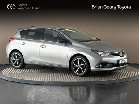 2018 Toyota Auris HYBRID LUNA SPORT €18,450