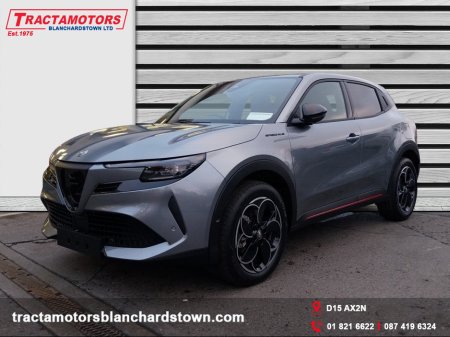 2026 Alfa Romeo Junior SPECIALE  BEV 54KW €41,499