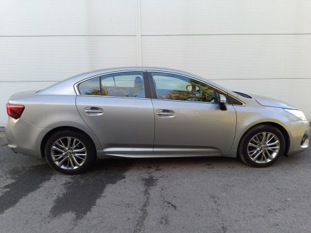 2016 Toyota Avensis 2.0 D-4D (143) Luna Navi €11,950