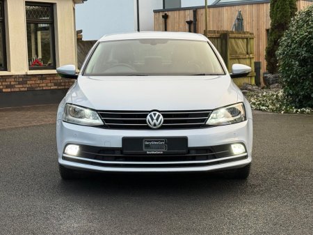 2017 Volkswagen Jetta 2.0 TDI 110HP Highline €12,950