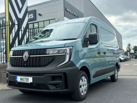 2025 Renault Master MWB MM33 130 Start L2H2