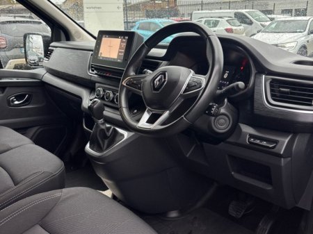 2024 Renault Trafic 170AUTO EXTRA SPORT ex vat price displayed €30,600 thumbnail