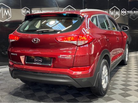 2016 Hyundai Tucson 1.6 COMFORT PETROL 5DR €13,950 thumbnail
