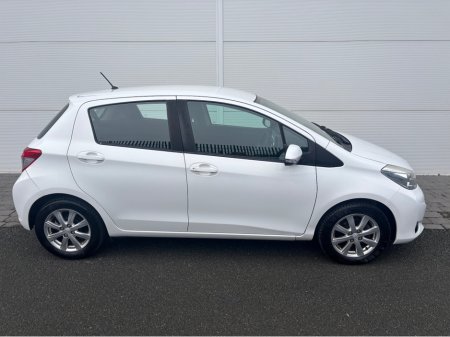 2014 Toyota Yaris 1.0 AURA 4DR €8,995 thumbnail