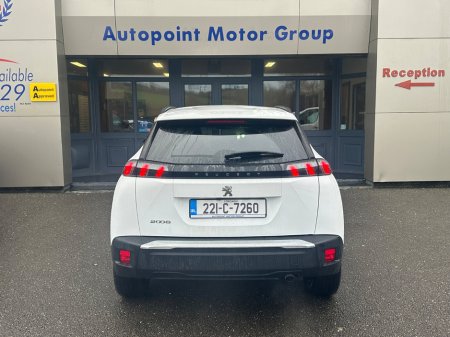2022 Peugeot 2008 1.2 Puretech 100bhp Allure €21,895 thumbnail