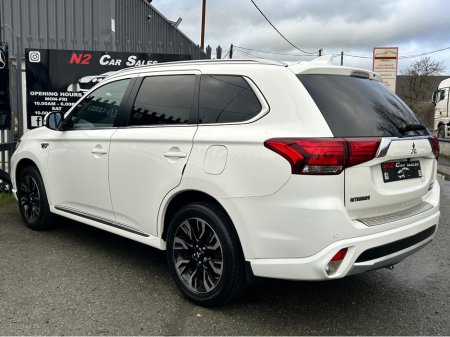 2015 Mitsubishi Outlander 2.0 GX3H+ PHEV 200BHP €13,950