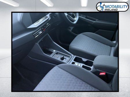 2026 Volkswagen Caddy Maxi 1.5 PHEV Wheelchair Accessible 7 Seats €69,995 thumbnail