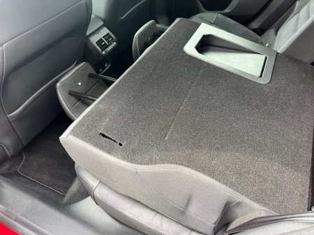 2024 Citroen C4X BlueHDi 130 S&amp;S EAT8 €6.4 Max €33,950 thumbnail