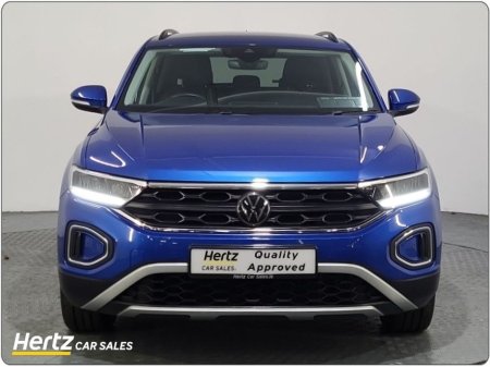 2023 Volkswagen T-Roc LIFE TDI 2.0 Diesel Manual €27,495 thumbnail