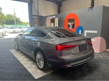 2017 Audi A5 Sportback AUDI A5 AUTOMATIC 2.0 TFSI SPORT / 80k KMs / HEATED SEATS , REVERSE CAMERA , ADAPTIVE CRUISE & MORE €26,950