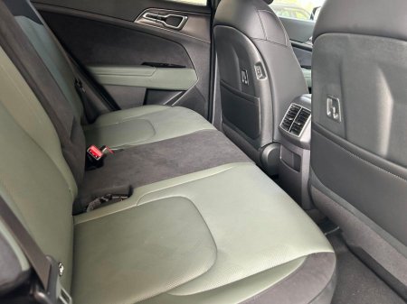 2026 Kia Sportage HEV Automatic €48,595 thumbnail