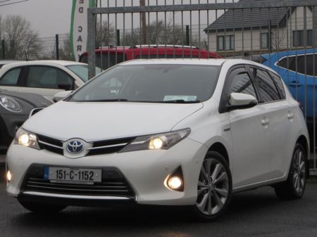 2015 Toyota Auris 1.8 HYBRID 5DR LUX €10,950 thumbnail