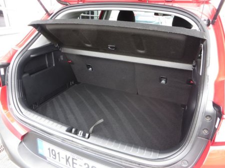 2019 Kia Stonic K2 5DR // ONLY 28k KMS // €16,950 thumbnail