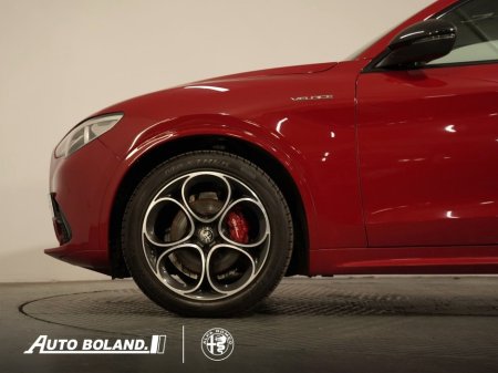 2023 Alfa Romeo Stelvio Veloce 2.2JTD 210hp AWD Auto €52,750 thumbnail