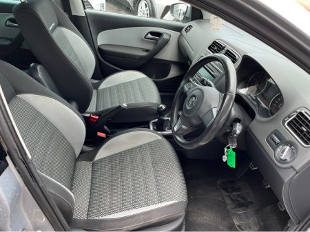 2015 Volkswagen Polo CROSS 1.2 TDI MANUAL 5SPEED 75HP 5DR €6,500 thumbnail