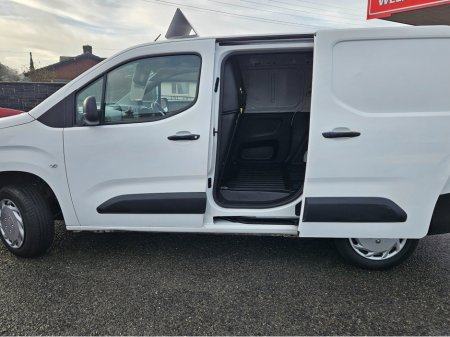 2021 Citroen Berlingo LX BLUEHDI 100 MWB 65 650KG 3DR €13,950