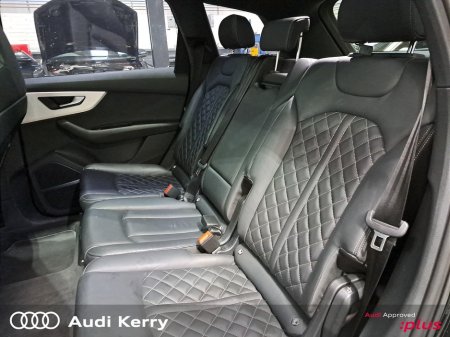 2025 Audi Q7 60TFSI E QUATTRO 490BHP AUTOMATIC €96,900 thumbnail