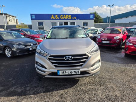 2016 Hyundai Tucson PREMIUM **IRISH CAR ** PANORAMIC GLASS ROOF ** FULL LEATHER ** HEATED SEATS ** REVERSE CAMERA ** SAT NAV ** STUNNING EXAMPLE ** €11,995
