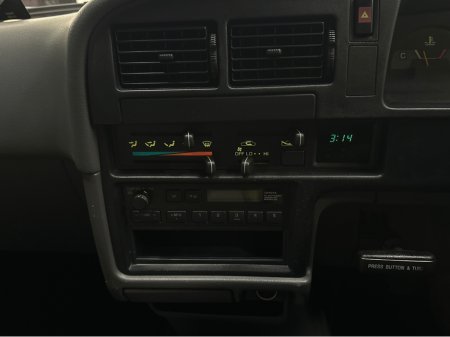 1996 Toyota Hilux 2.4D PICK UP MINT CONDITION €29,950 thumbnail