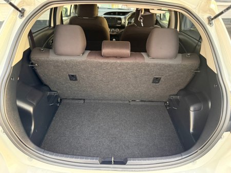 2020 Toyota Yaris  €12,990 thumbnail