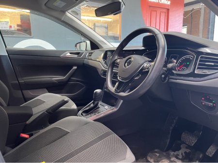 2021 Volkswagen Polo €19950! 2021 VOLKSWAGEN POLO TSI HIGH LINE 1.0 / PADDLE SHIFTERS / CRUISE CONTROL / REVERSE CAMERA €19,950 thumbnail