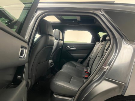 2024 Land Rover Range Rover Velar DYNAMIC HSE €64,990 thumbnail