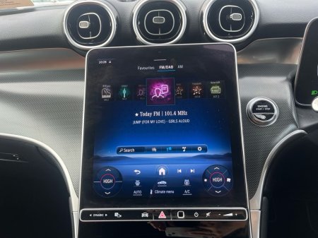 2023 Mercedes-Benz GLC Class GLC 220 D 4MATIC AMG LINE €53,995 thumbnail