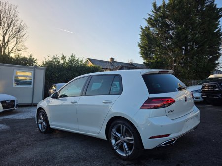 2019 Volkswagen Golf FULL CREAM LEATHER SEATS  ELECTRIC HEATED SEATS SAT NAV PACK - VIRTUAL CLOCKS -REVERSE CAMERA - NAVIGATION - CARPLAY - ANDROID AUTO- BLIND SPOT REAR TRAFFIC ASSIST - DISCOVER PRO €21,950 thumbnail
